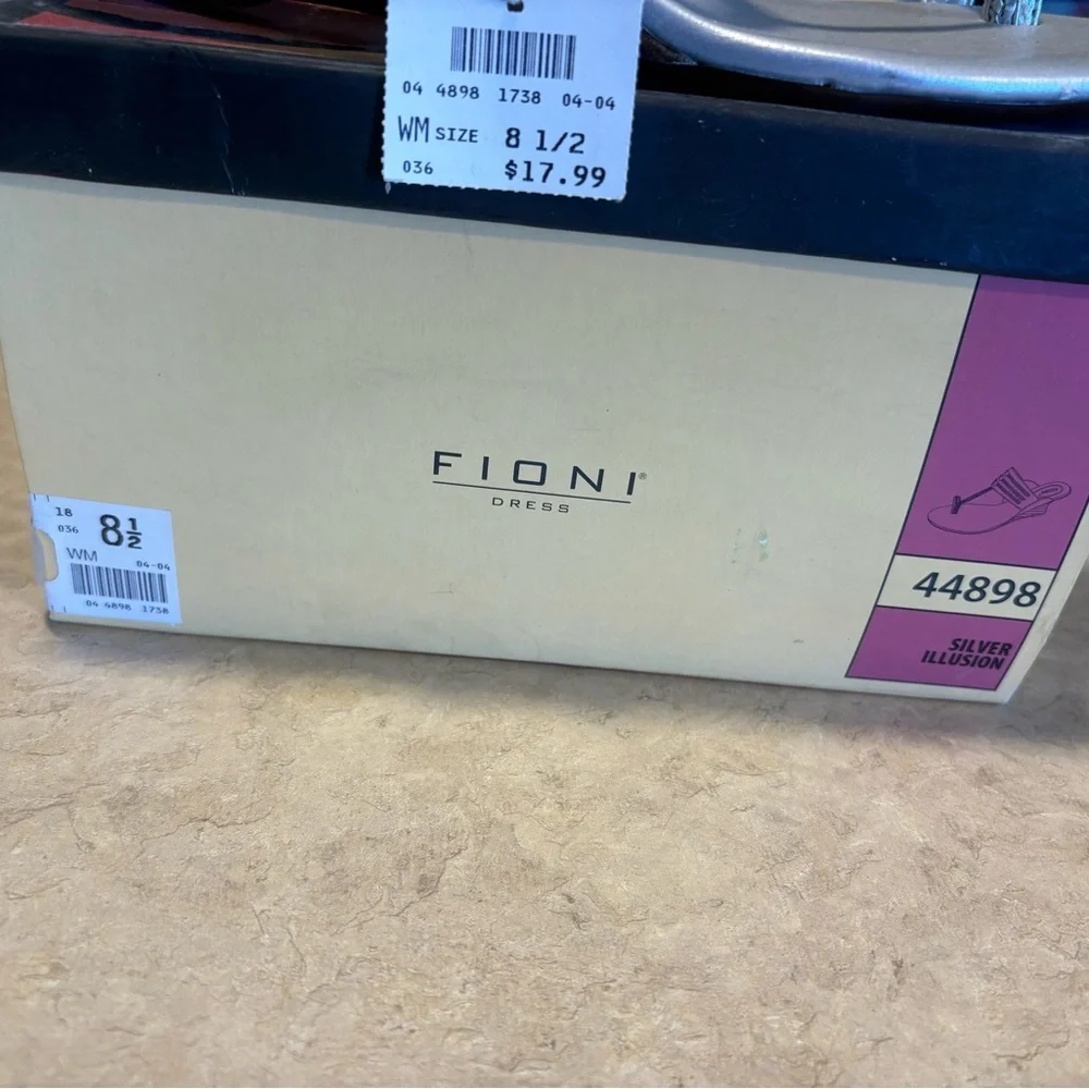 Fioni silver jeweled wedges 8.5